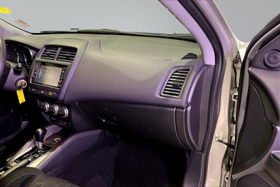 2025 Mitsubishi Outlander Sport ES