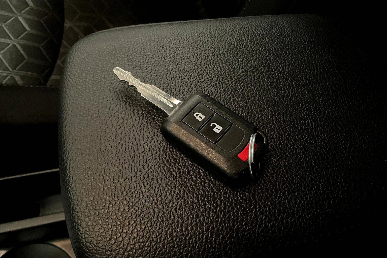 2025 Mitsubishi Outlander Sport ES