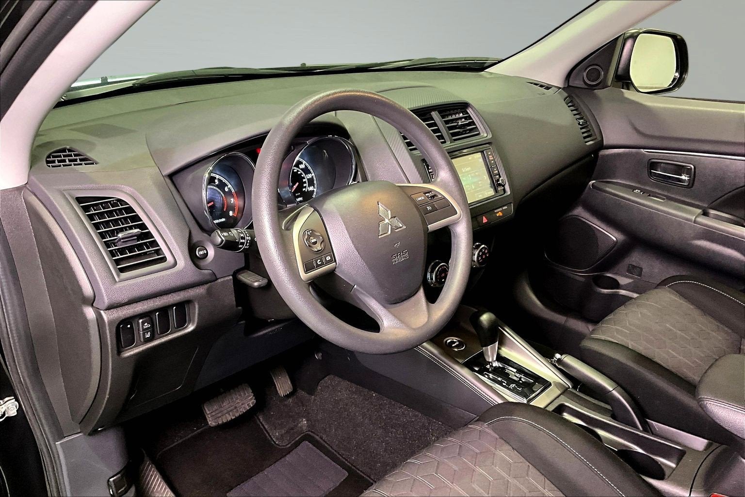 2024 Mitsubishi Outlander Sport ES