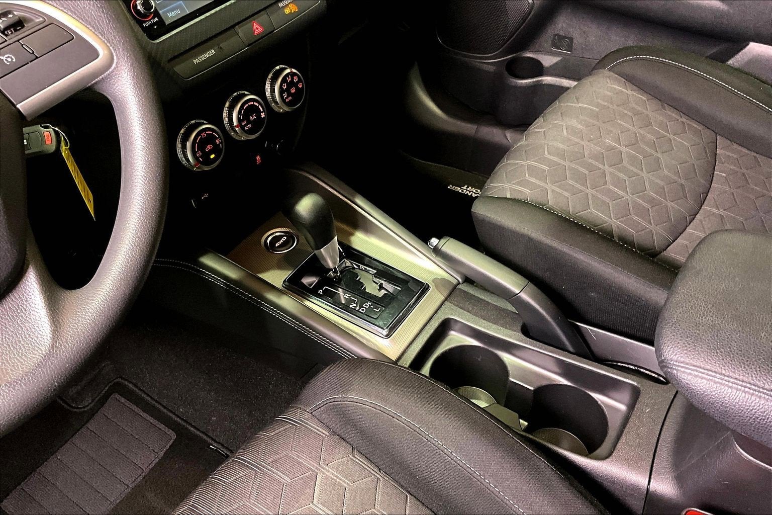 2024 Mitsubishi Outlander Sport ES