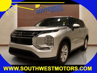 2025 Mitsubishi Outlander ES