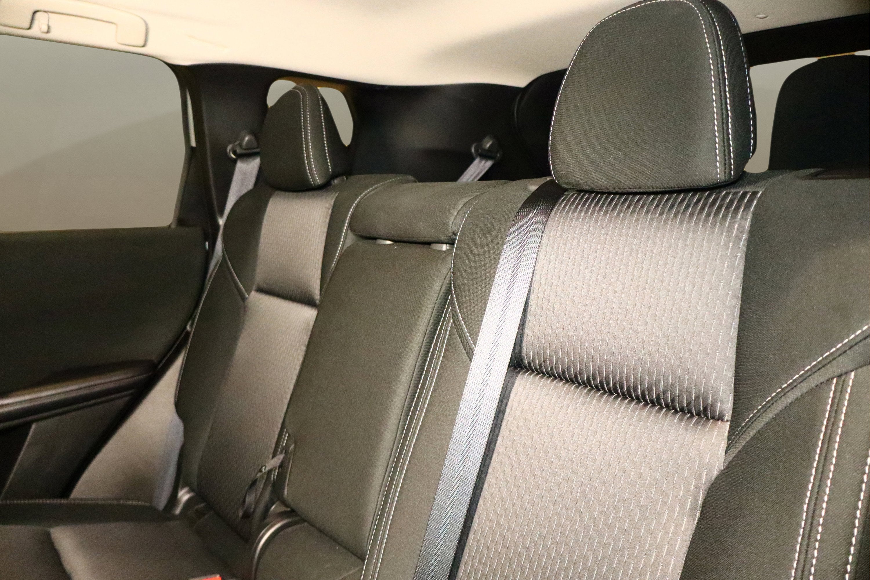 2025 Mitsubishi Outlander ES