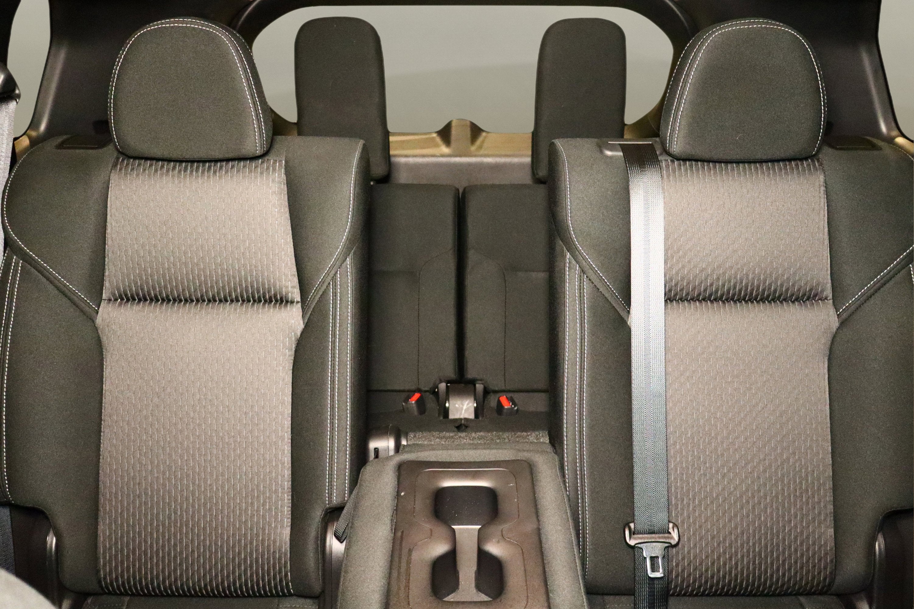 2025 Mitsubishi Outlander ES