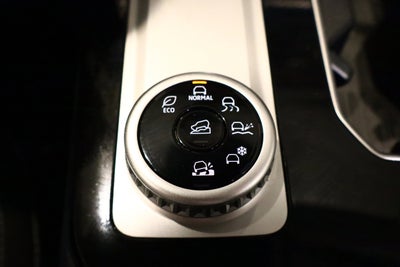 2025 Mitsubishi Outlander ES