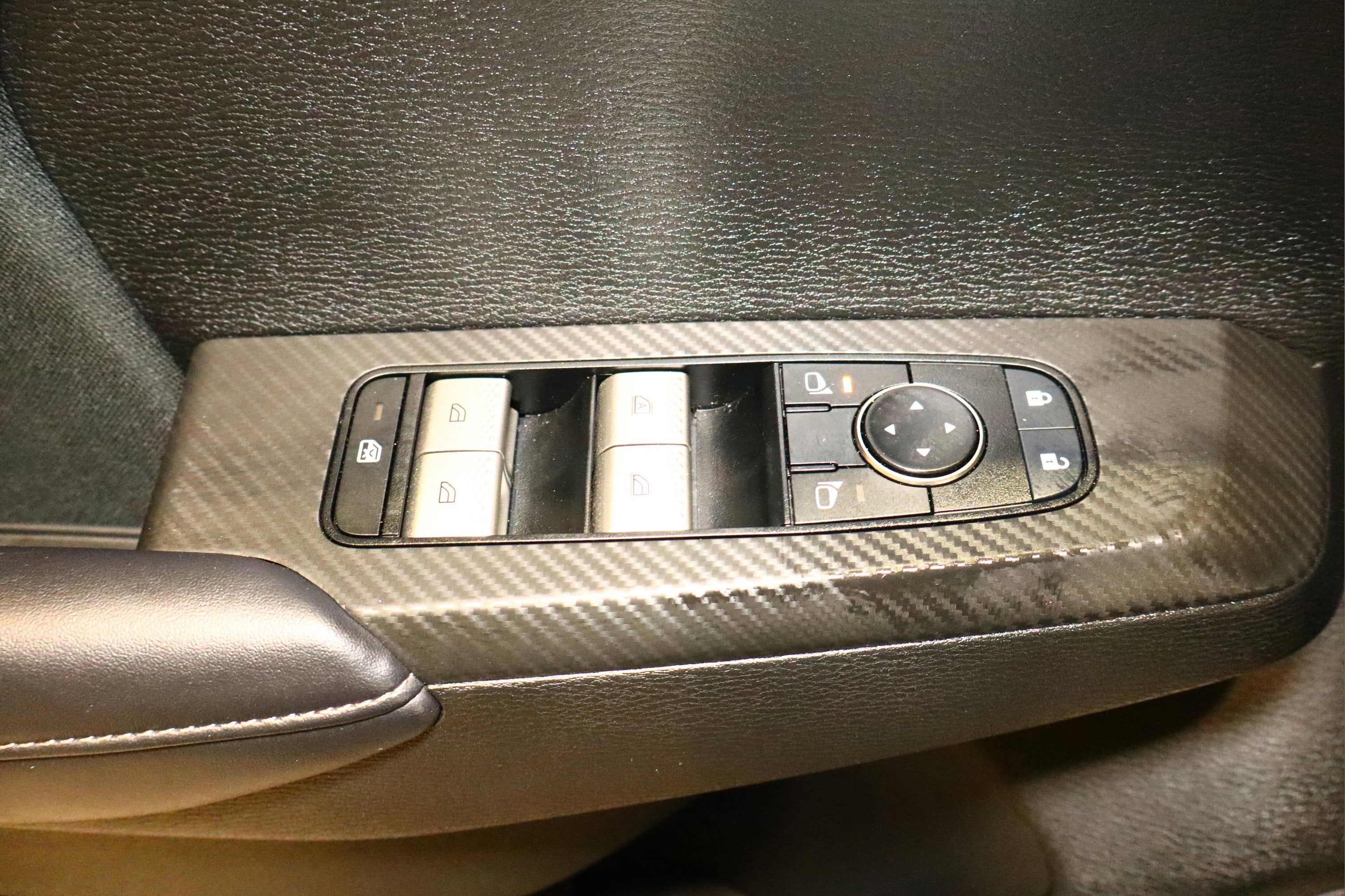 2025 Mitsubishi Outlander ES