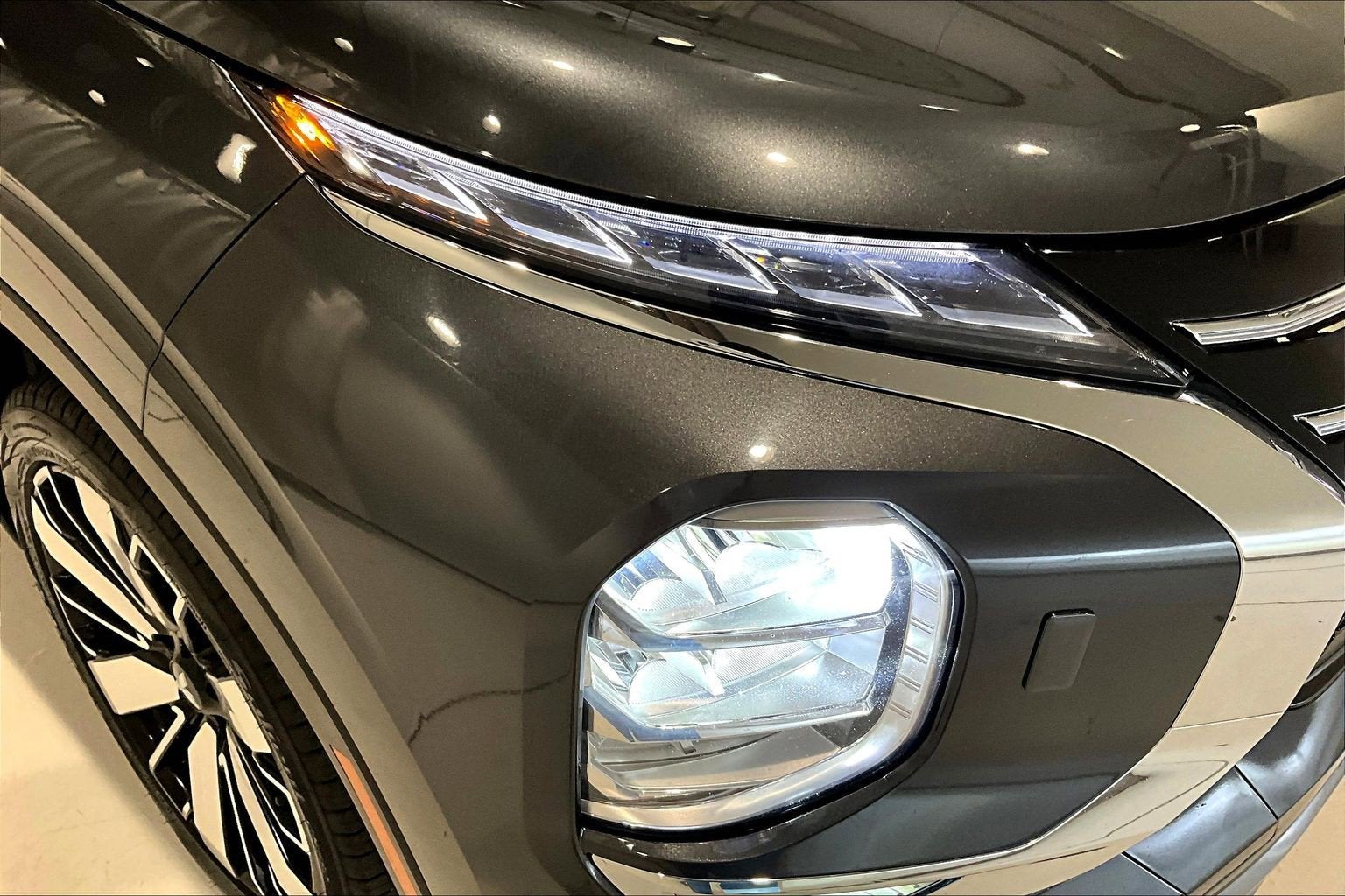 2025 Mitsubishi Outlander SEL