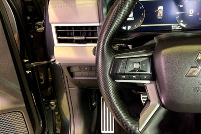 2025 Mitsubishi Outlander SEL