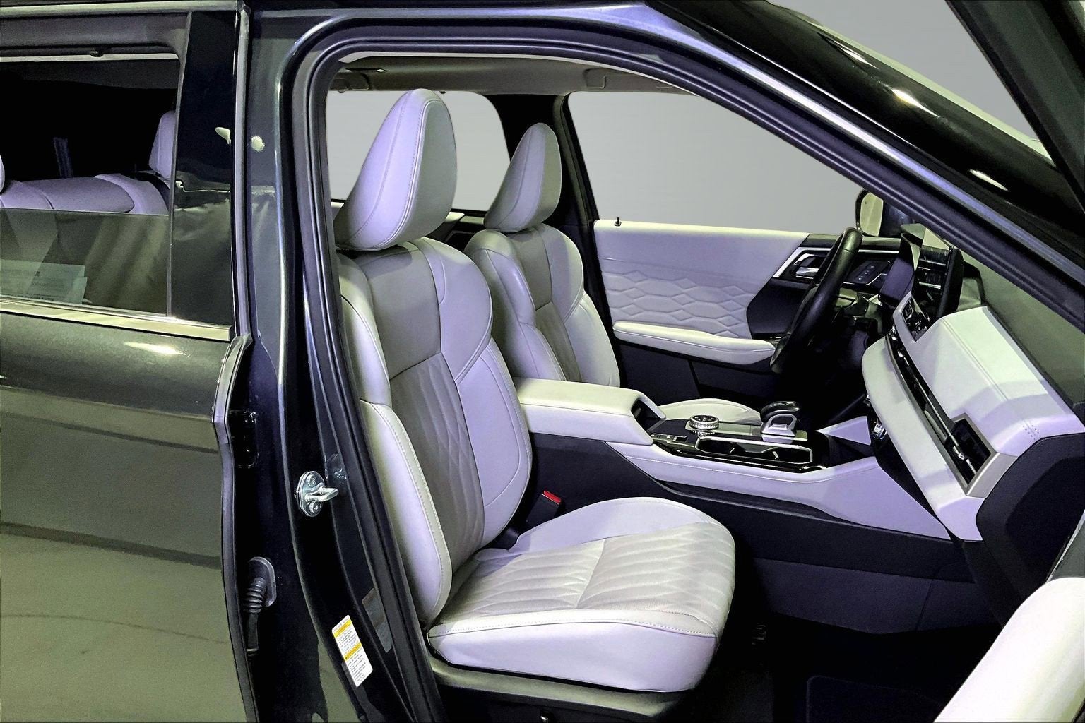 2025 Mitsubishi Outlander SEL
