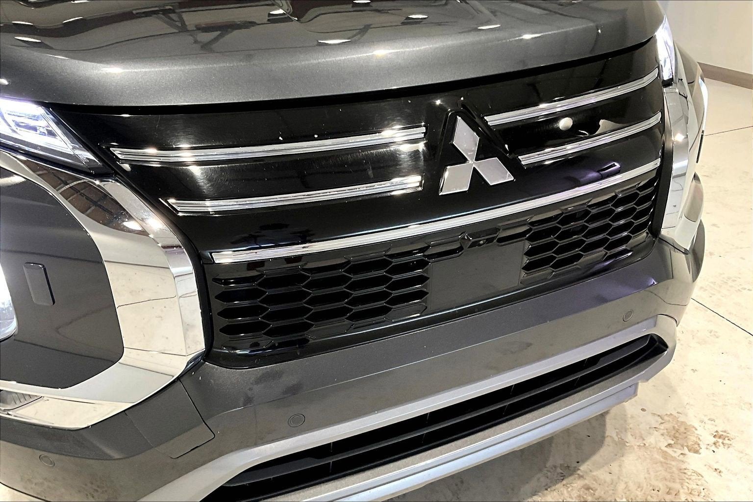 2025 Mitsubishi Outlander SEL