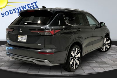 2025 Mitsubishi Outlander SEL