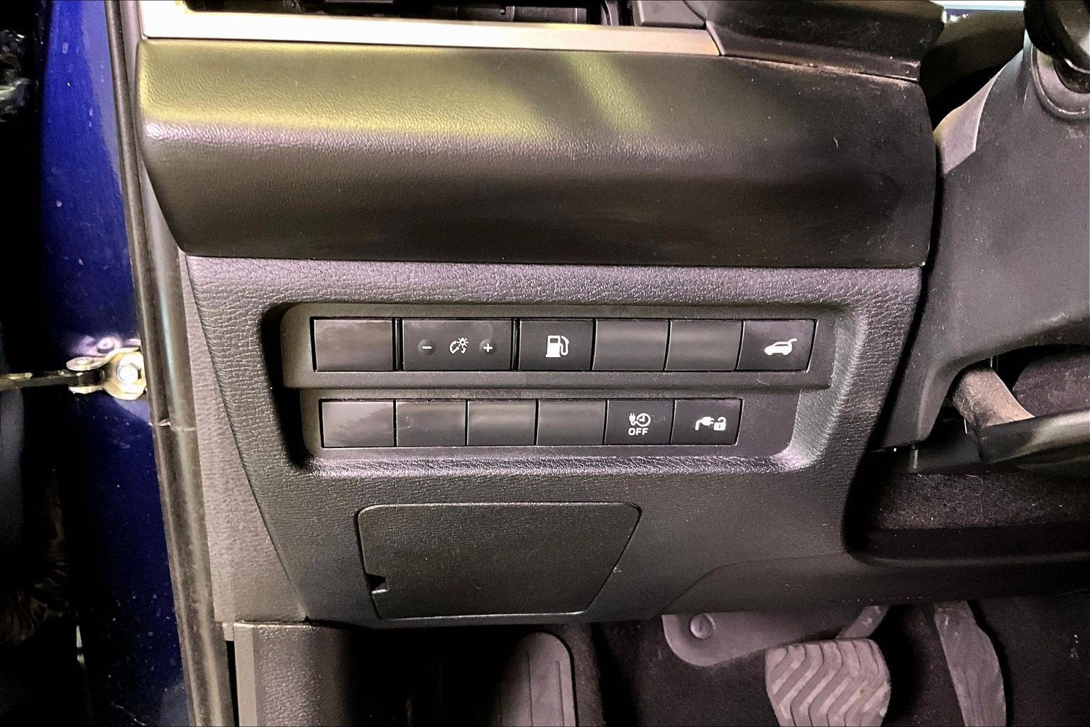 2023 Mitsubishi Outlander PHEV SE