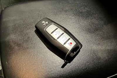 2023 Mitsubishi Outlander PHEV SE