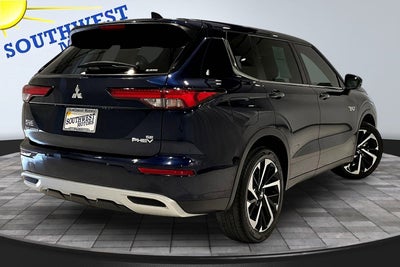 2023 Mitsubishi Outlander PHEV SE