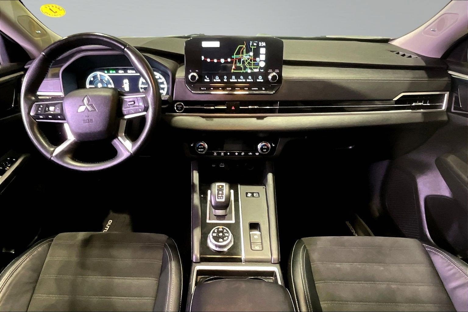 2023 Mitsubishi Outlander PHEV SE