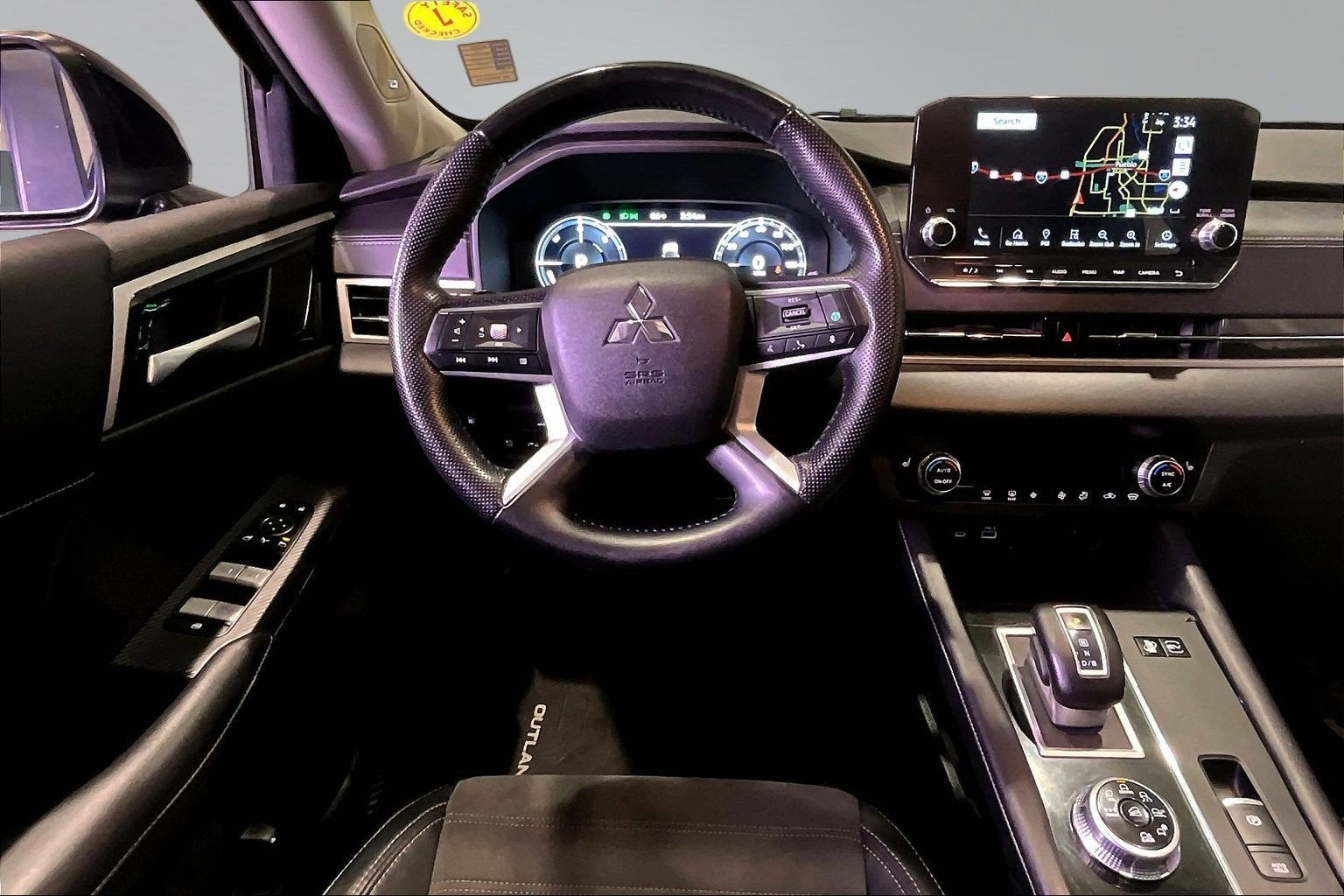 2023 Mitsubishi Outlander PHEV SE