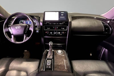 2024 INFINITI QX80 LUXE