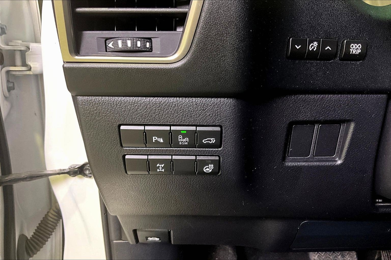 2016 Lexus NX 200t AWD 4dr