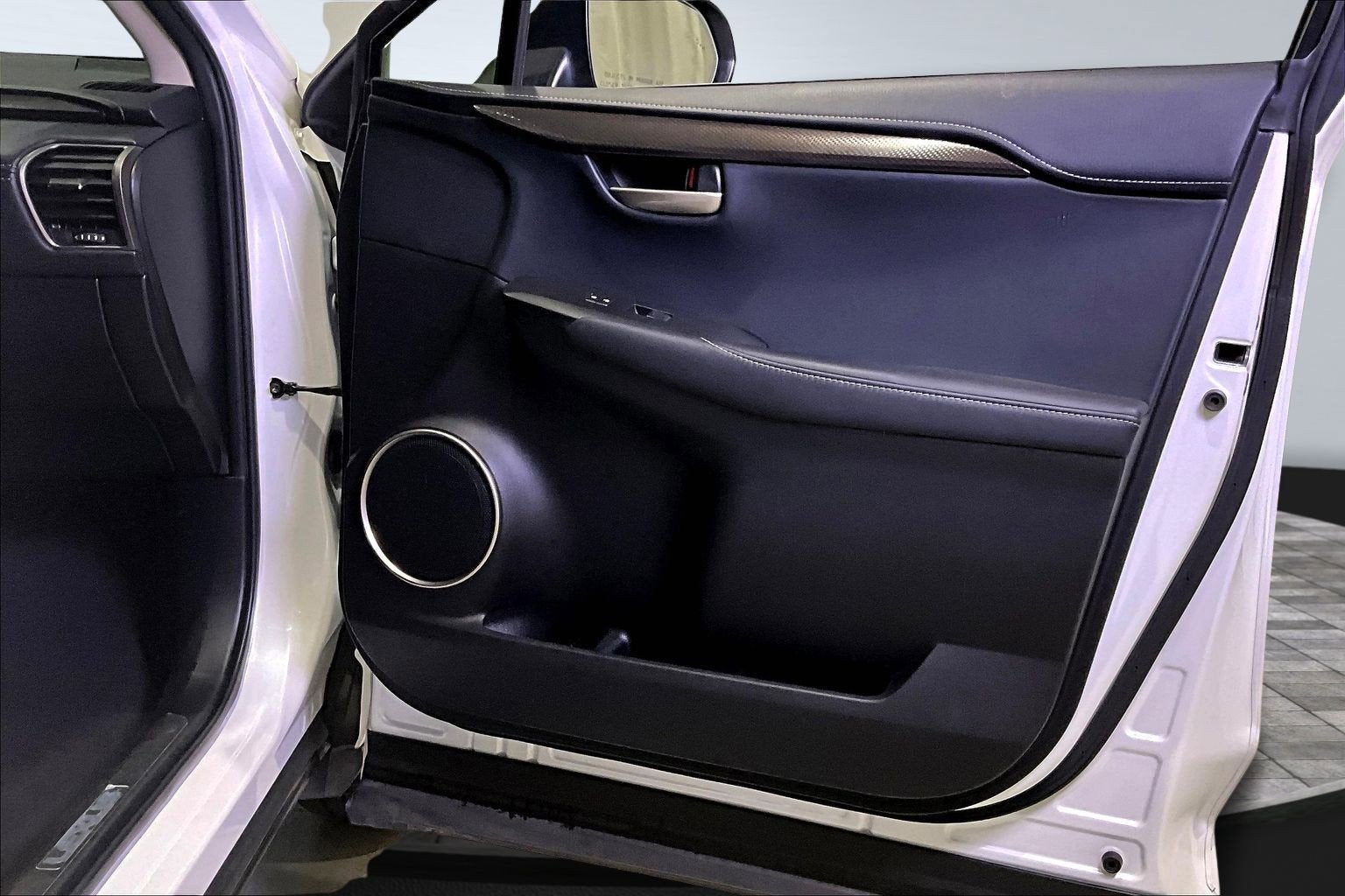 2016 Lexus NX 200t AWD 4dr