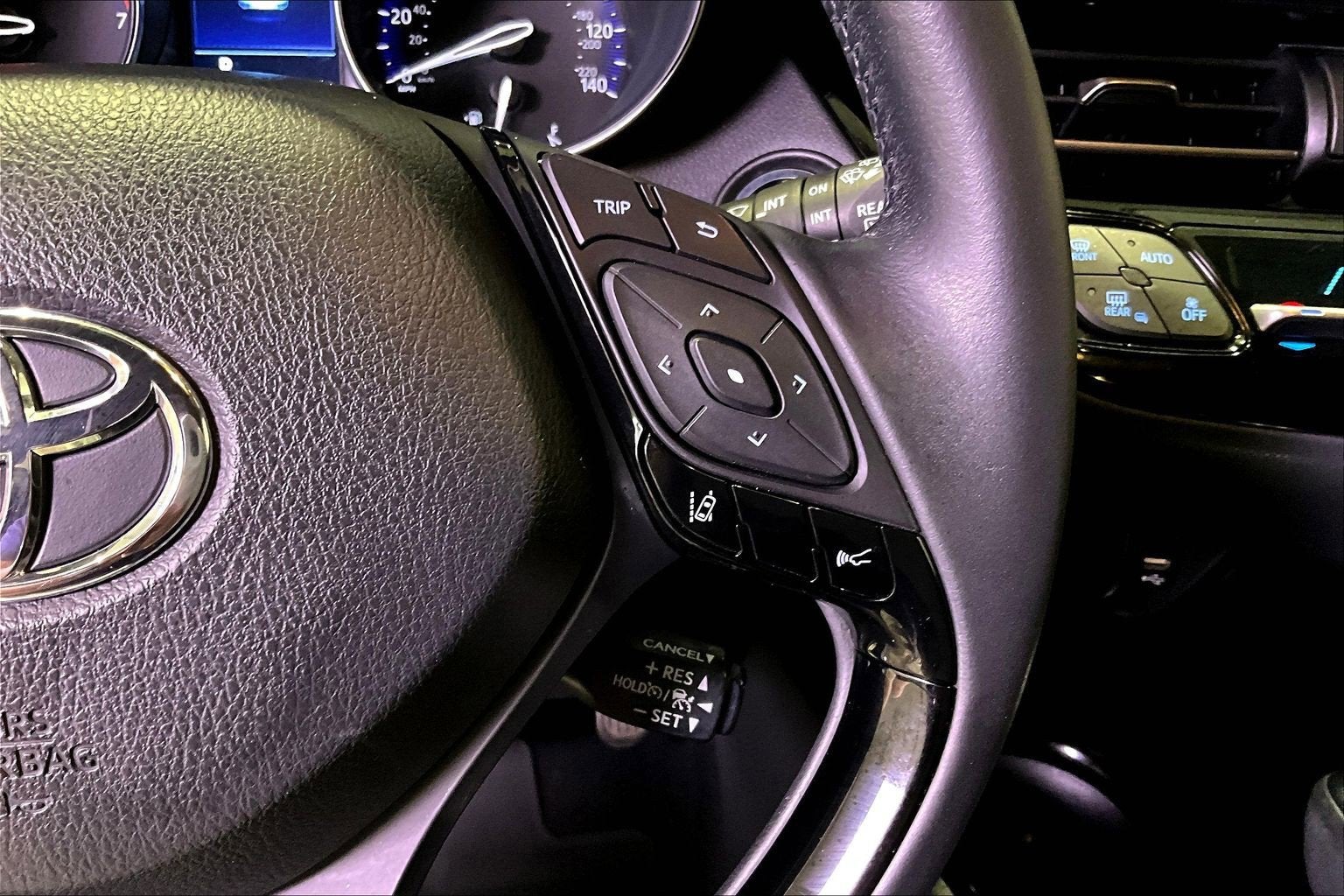 2021 Toyota C-HR XLE