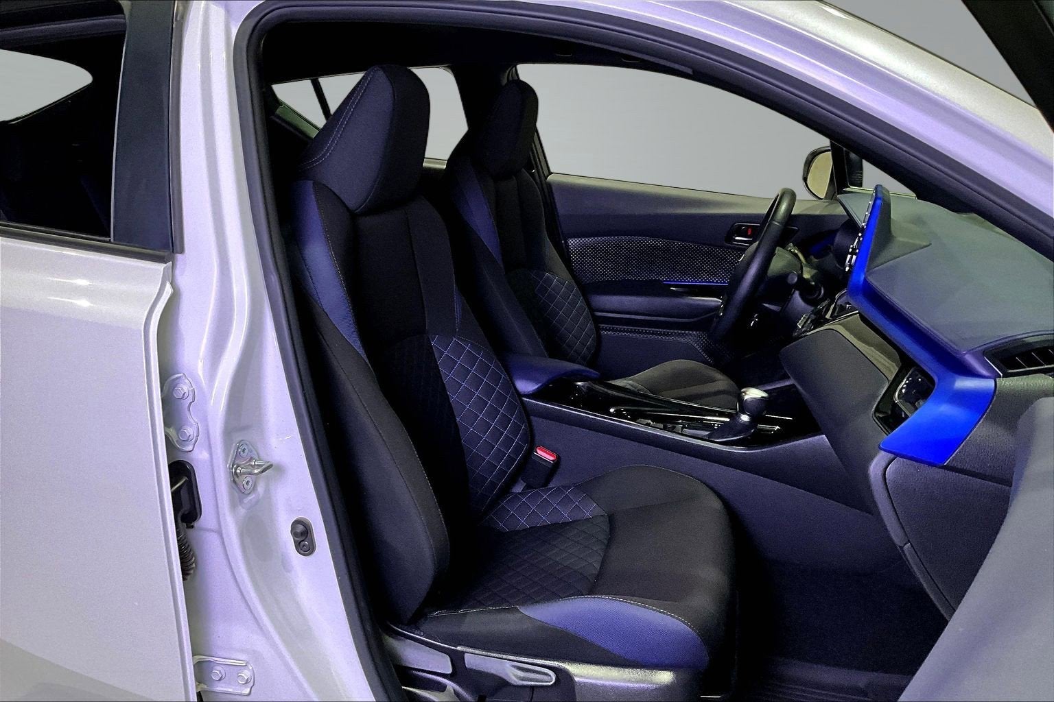 2021 Toyota C-HR XLE