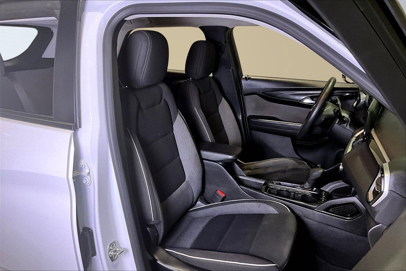 2025 Chevrolet Trailblazer LS