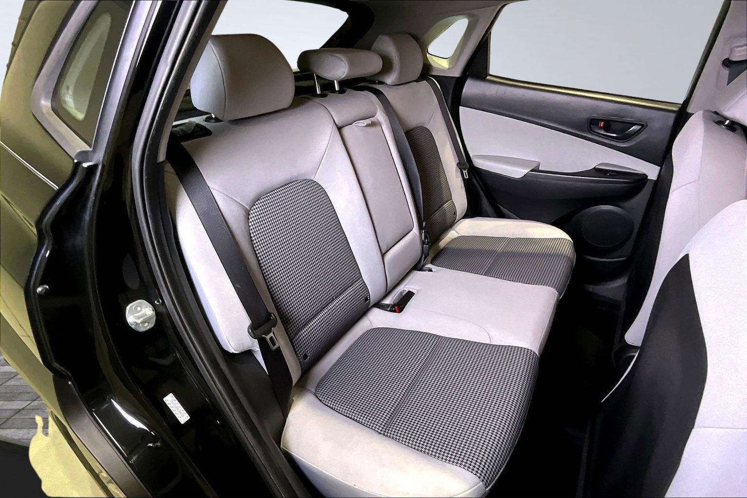 2022 Hyundai Kona SE