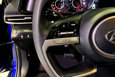 2023 Hyundai Elantra SE