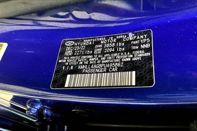 2023 Hyundai Elantra SE