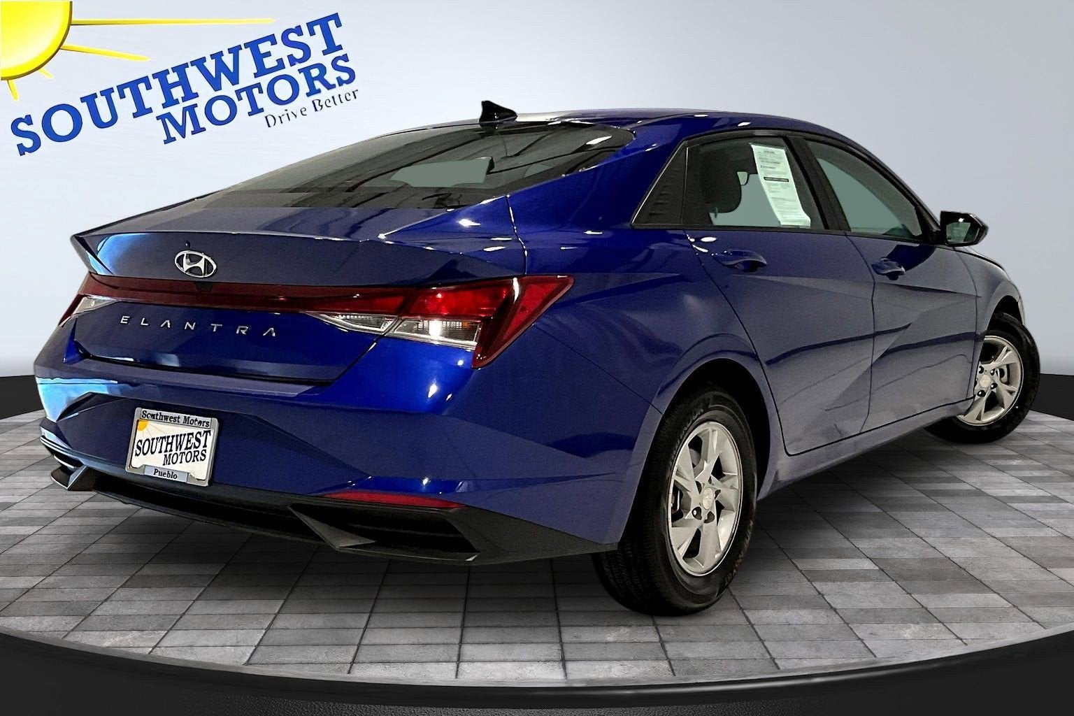 2023 Hyundai Elantra SE