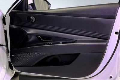 2025 Hyundai Elantra Hybrid Limited