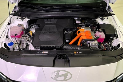 2025 Hyundai Elantra Hybrid Limited