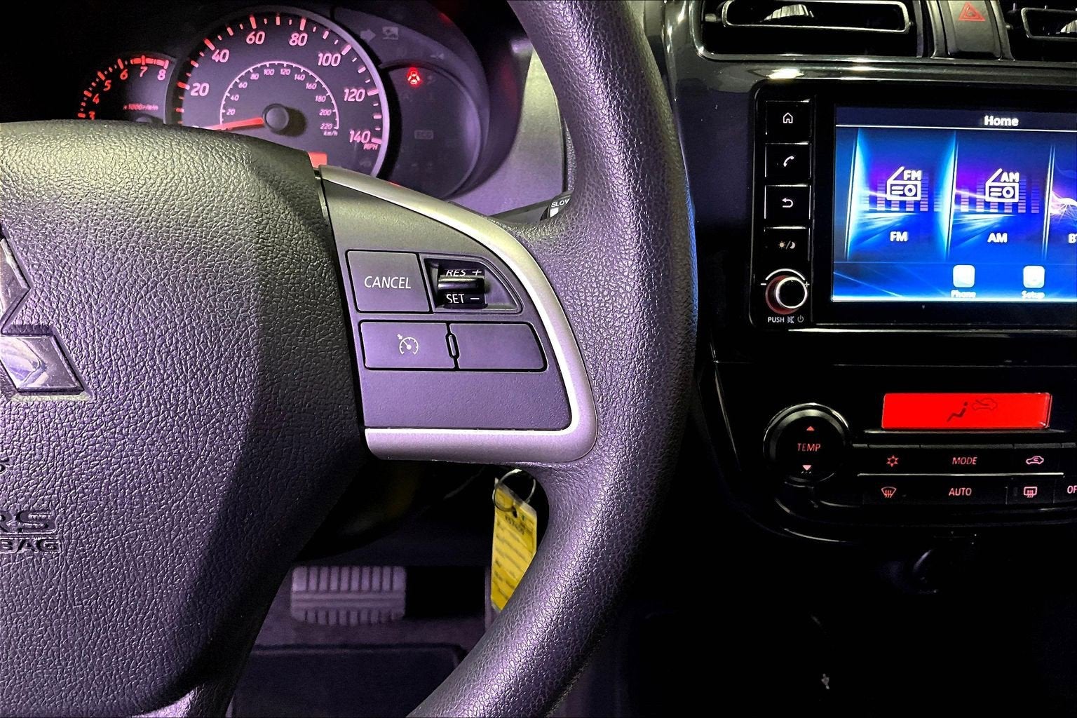 2024 Mitsubishi Mirage ES