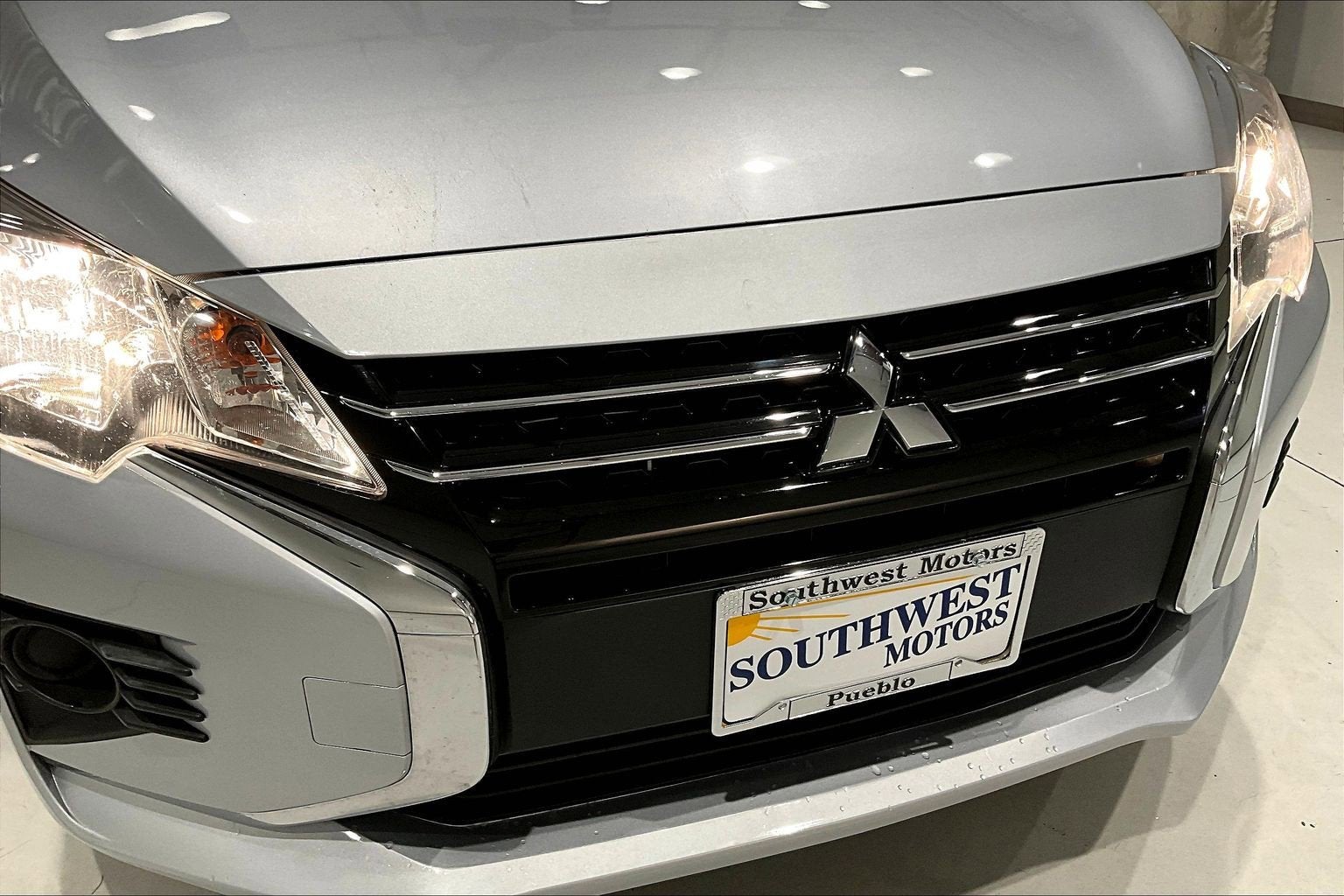 2024 Mitsubishi Mirage ES