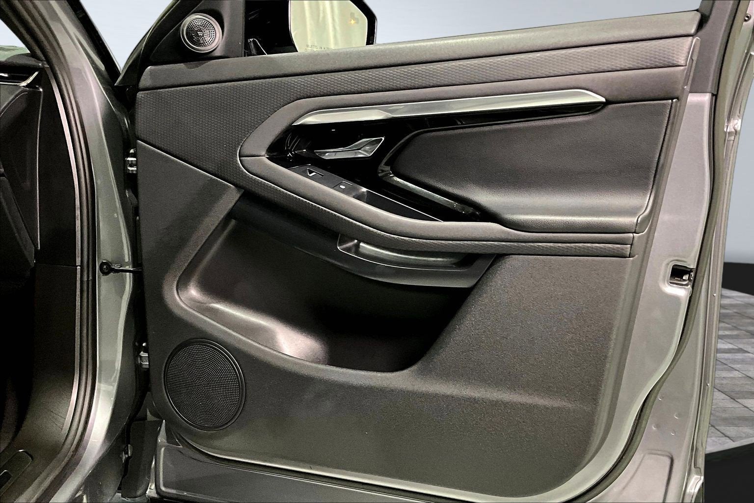 2023 Land Rover Range Rover Evoque R-Dynamic S