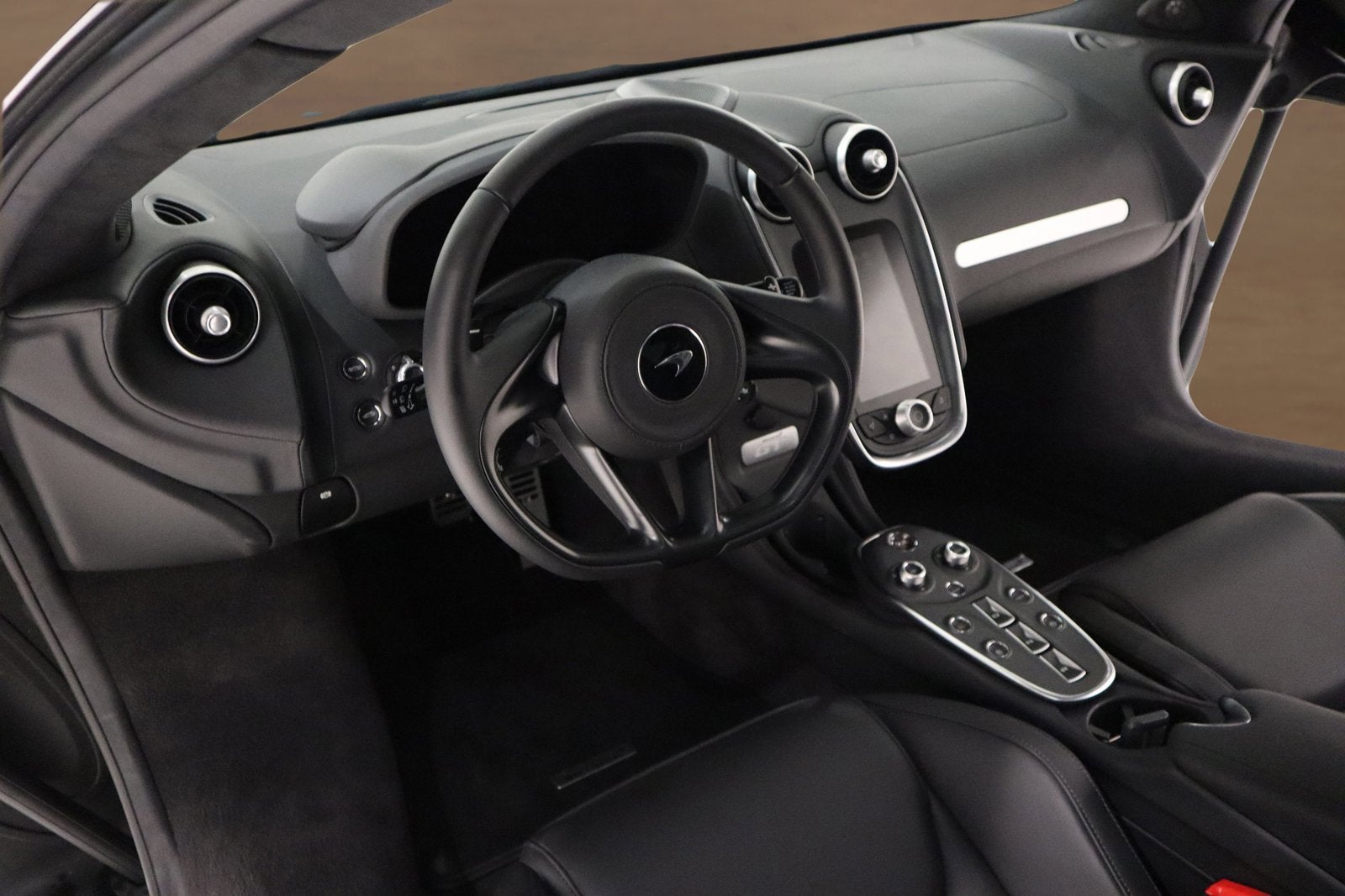 2023 McLaren GT Coupe