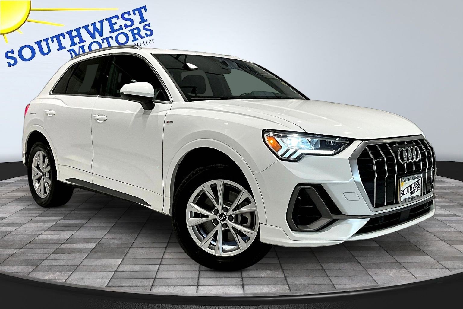2025 Audi Q3 S line Premium
