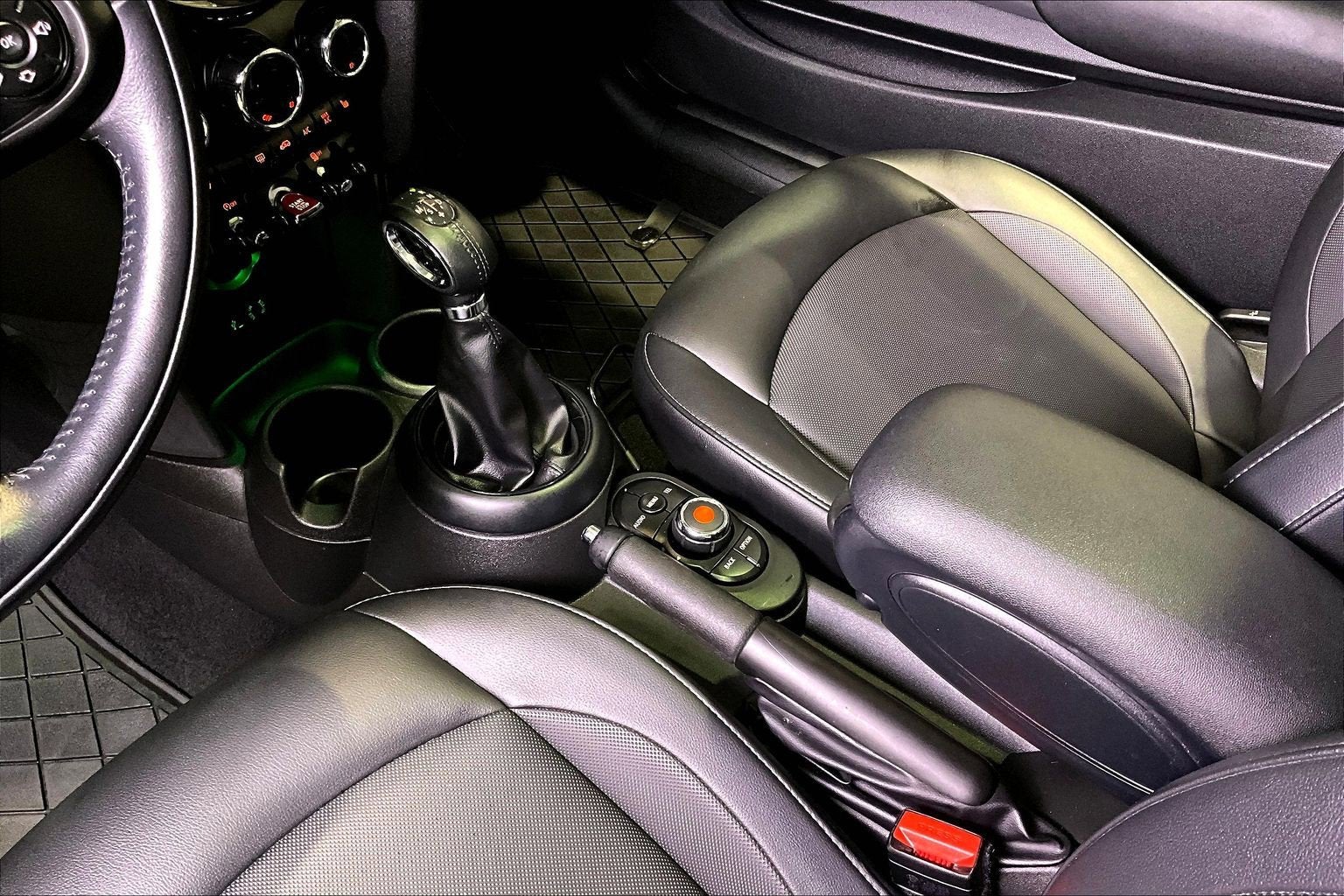 2018 MINI Hardtop 2 Door Cooper